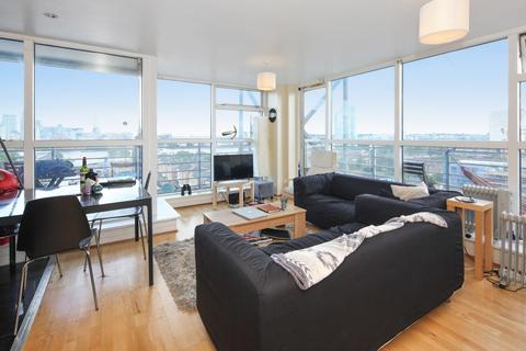 3 bedroom flat for sale, Baltic Quay, Sweden Gate, Surrey Quays, London, SE16