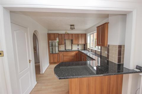 4 bedroom detached house to rent, Kingfisher Close, Bradley Stoke, Bristol, BS32
