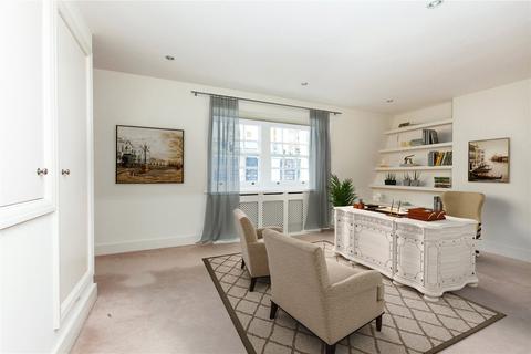 5 bedroom mews to rent, Queen's Gate Place Mews, South Kensington, London, SW7