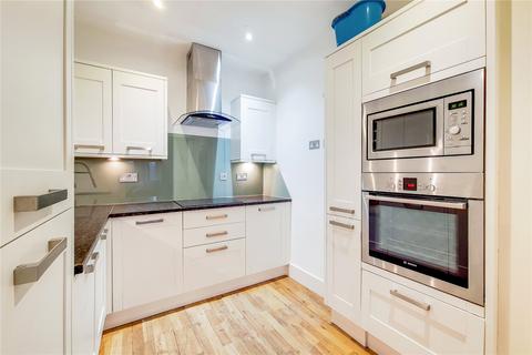 2 bedroom flat to rent, Windmill Hill, Hampstead, London