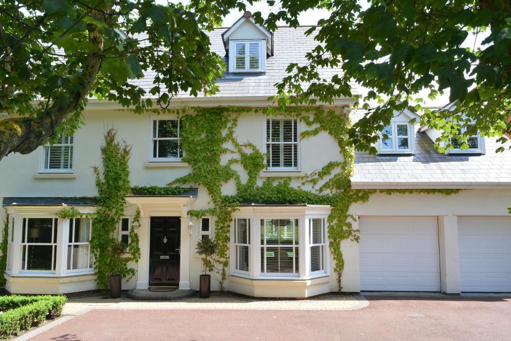 Granville Road, Birkdale, PR8 2HU 5 bed house £675,000