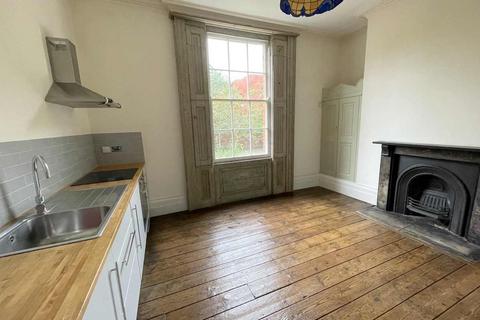 2 bedroom house to rent, New Walk - City Centre