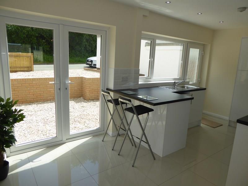 St. Christophers Drive, Caerphilly 3 bed semidetached house £159,950