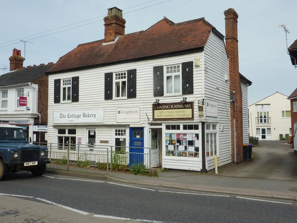 Staplehurst, Kent Land £795,000