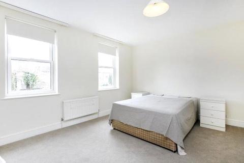 3 bedroom semi-detached house to rent - Tabor Grove, Wimbledon, London