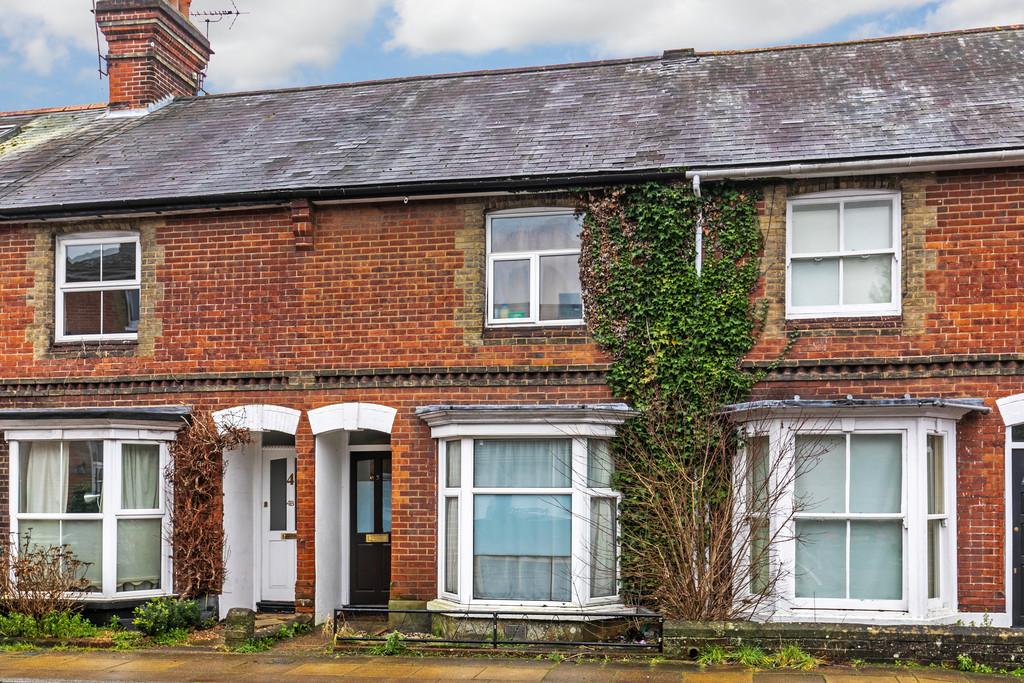 Hyde Abbey Road, Winchester, SO23 4 bed terraced house £1,850 pcm (£