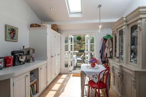 4 bedroom terraced house to rent, Eastbourne Villas, Bath, Somerset, BA1