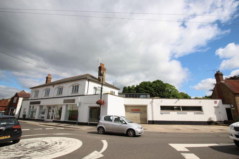 The Square, Liphook Property £2,917 pcm (£673 pw)
