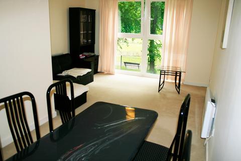 1 bedroom apartment to rent, Monarch Way, Ilford, IG2