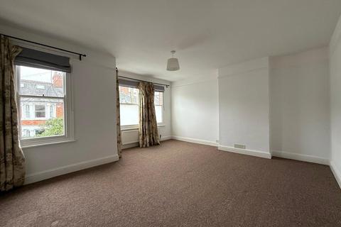3 bedroom terraced house to rent, Eltisley Avenue, Newnham, Cambridge