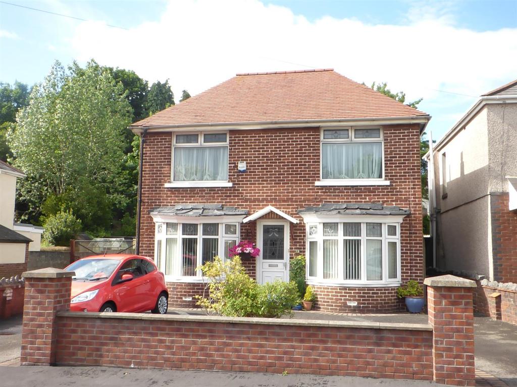Dynevor Road, Skewen, Neath 4 bed house £214,995