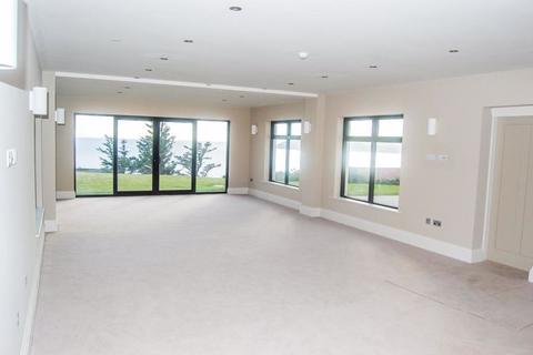 6 bedroom detached house for sale - 88 King Edward Road, Onchan, IM3 2AX