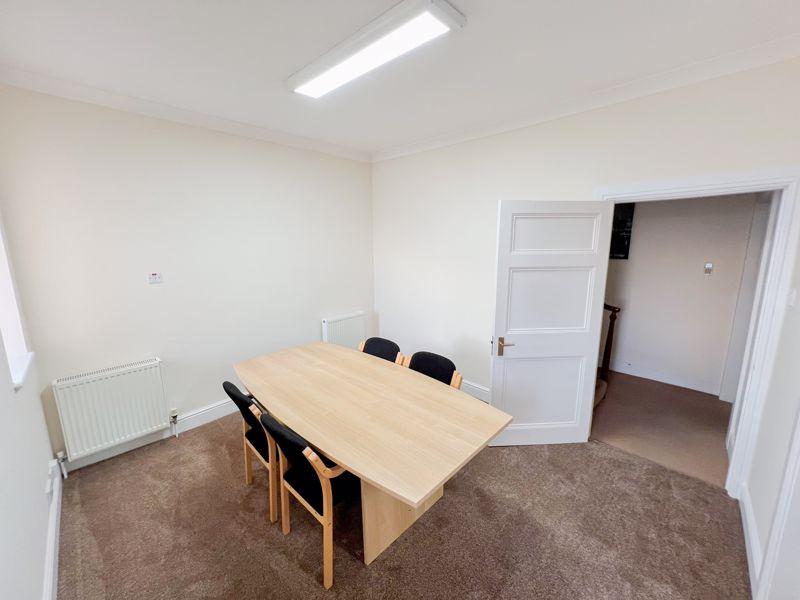Ground Floor Suite