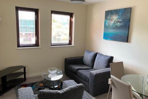 1 bedroom flat to rent, St Nicholas Square, Marina, Swansea. SA1 1UG.