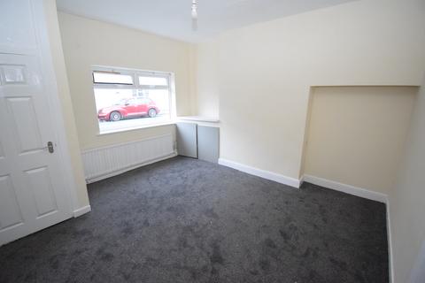 2 bedroom terraced house to rent, Dickinson Street, Darlington DL1