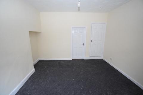 2 bedroom terraced house to rent, Dickinson Street, Darlington DL1