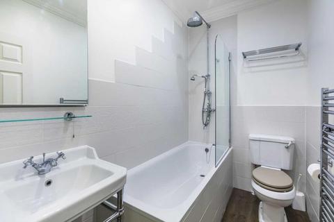 2 bedroom flat to rent, Belgrave Road, Pimlico, London, SW1V