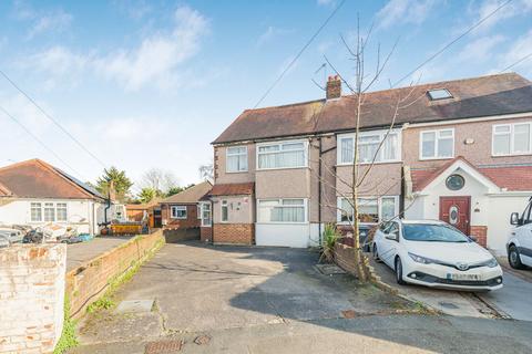 3 bedroom semi-detached house for sale, Salisbury Road, Feltham, TW13