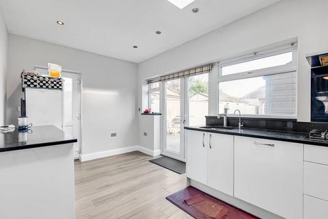 20 Salisbury Road, Feltham, TW13 5DP