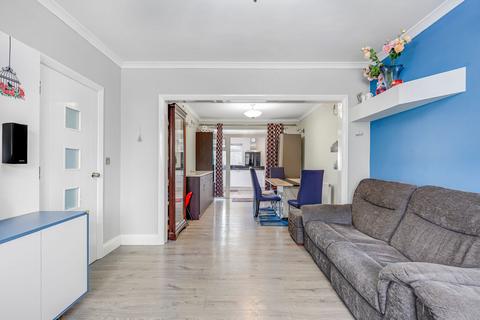 20 Salisbury Road, Feltham, TW13 5DP