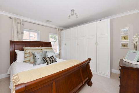 undefined, Queens Acre, Windsor, Berkshire, SL4