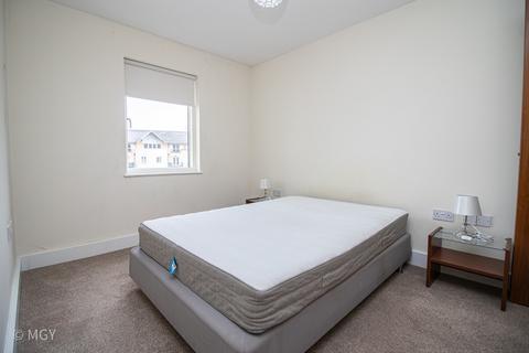 2 bedroom apartment to rent, Sirius House, Celestia, Cardiff Bay
