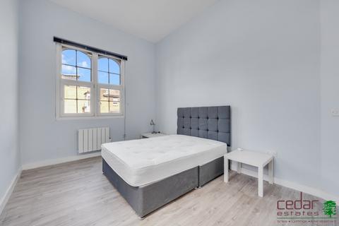 undefined, Kilburn High Road, Kilburn NW6
