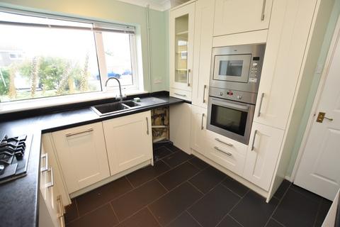 3 bedroom terraced house to rent, Knockholt Road, Margate