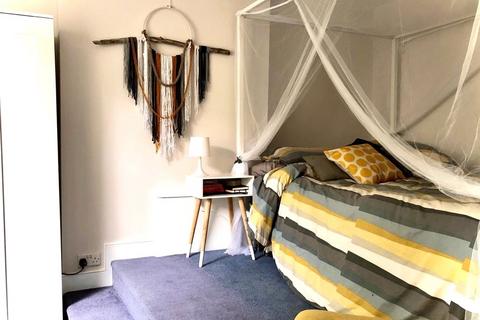undefined, St Pauls Crescent, Camden, London