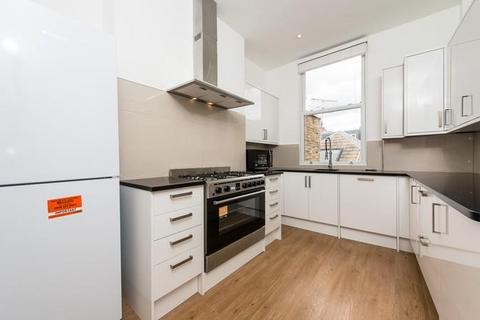 2 bedroom flat to rent, Askew Road, Hammersmith, W12