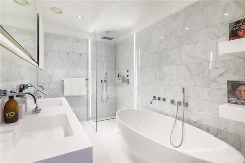 undefined, Essex Street, London, WC2R