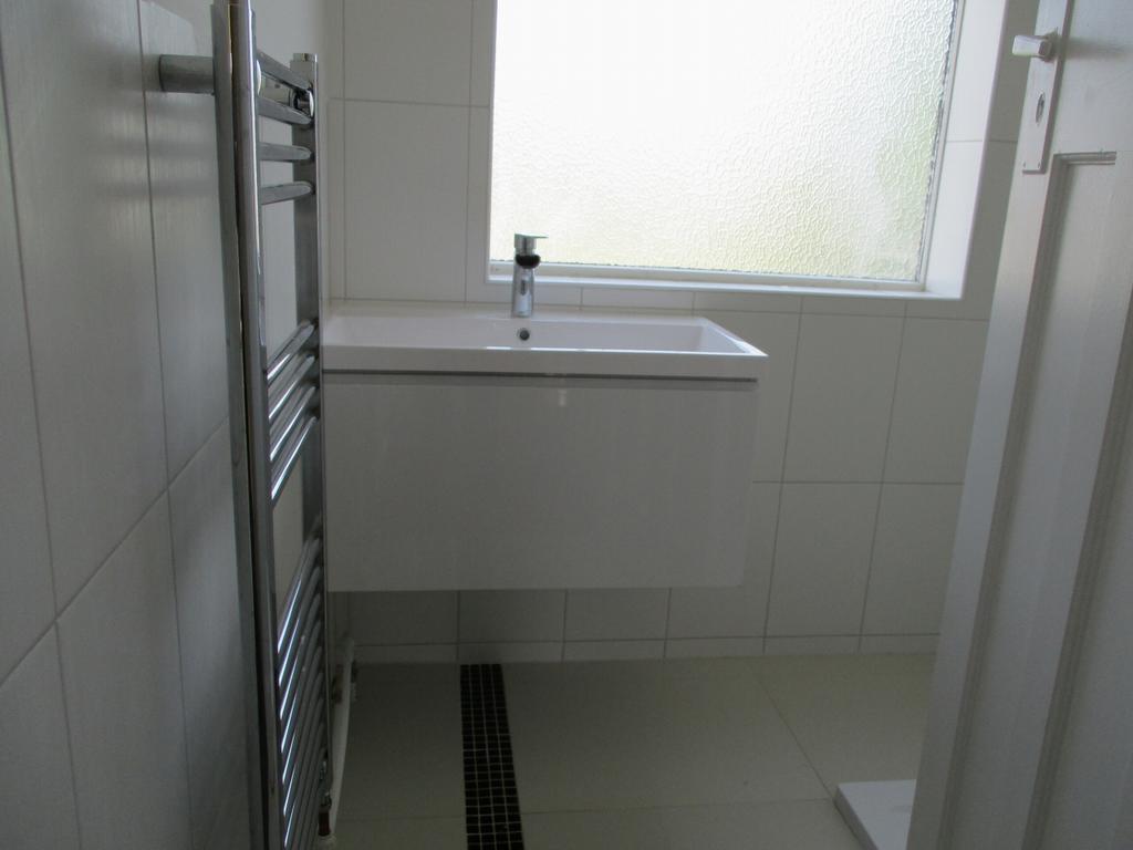 Photograph 9