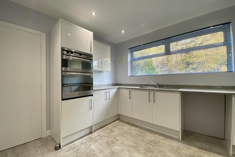 2 bedroom apartment to rent, Lower Parkstone, Poole