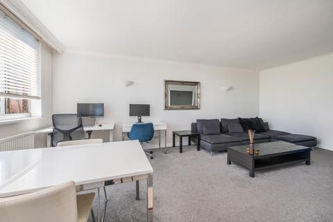 1 bedroom flat to rent, Quadrangle Tower, Cambridge Square, London