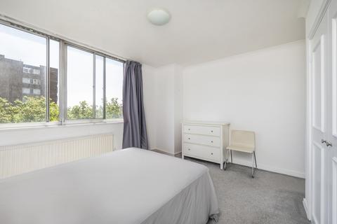 1 bedroom flat to rent, Quadrangle Tower, Cambridge Square, London