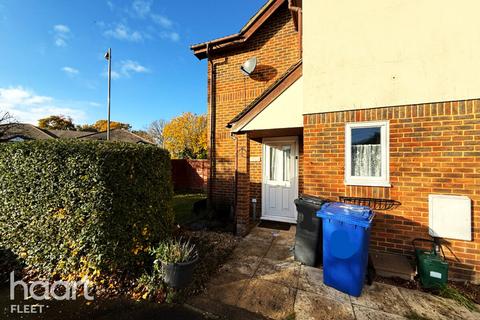undefined, Barn Meadow Close, Fleet