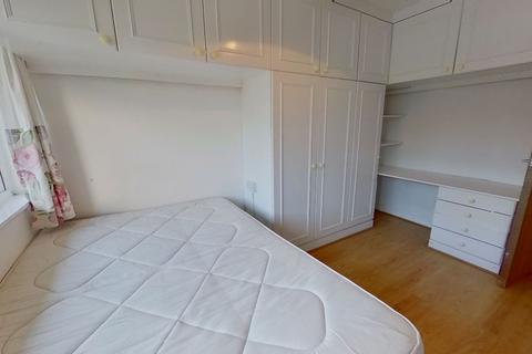 undefined, Guildford Park Avenue Guildford GU2 7NJ
