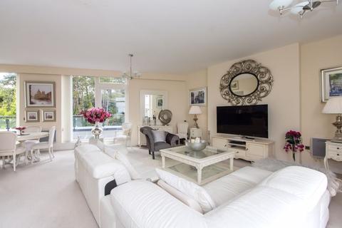 2 bedroom penthouse for sale, Balmoral Quays, Penarth