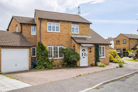 18 Bittern Way, Penarth, CF64 5FS