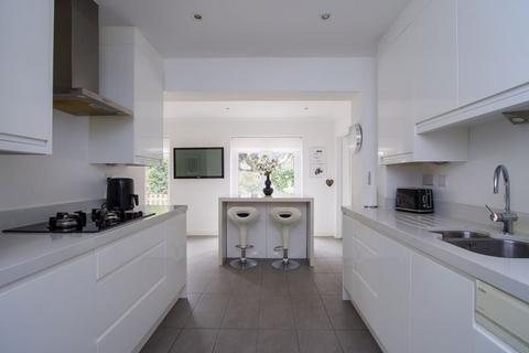18 Bittern Way, Penarth, CF64 5FS