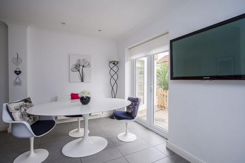 18 Bittern Way, Penarth, CF64 5FS