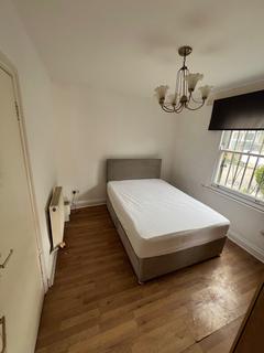 1 bedroom flat to rent, b Gillespie Road, London