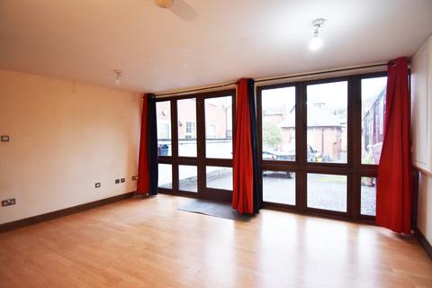 1 bedroom house to rent, Burgess Street, Leominster