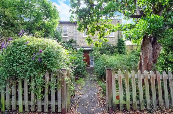 Model Cottages East Sheen 5 Bed Semi Detached House 1 400 000