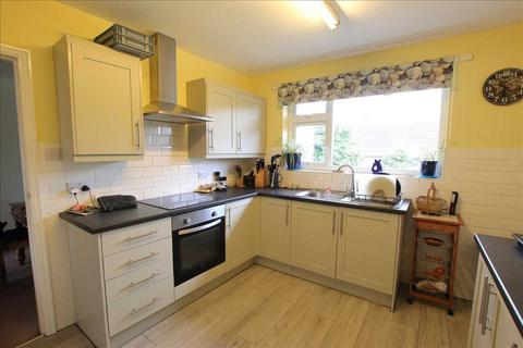 2 bedroom bungalow to rent, Barmoor Green, Scalby, Scarborough