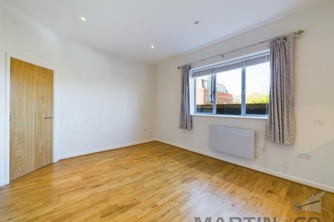 1 bedroom flat to rent, Close to City Centre and Station
