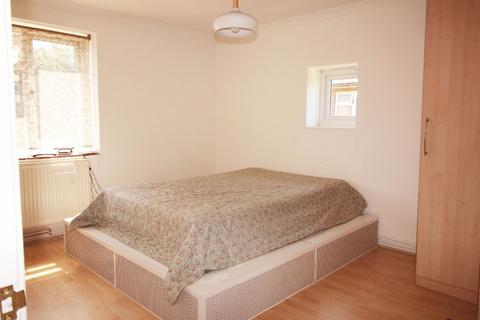 2 bedroom flat to rent, Cromwell House, Sydney Road, Muswell Hill, N10