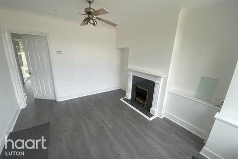 2 bedroom end of terrace house to rent, Putteridge Road, Luton