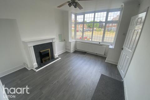 2 bedroom end of terrace house to rent, Putteridge Road, Luton