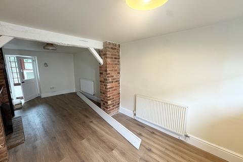 3 bedroom cottage to rent, Topsham - Quaint newly decorated character cottage with 3 bedrooms, enclosed courtyard garden.